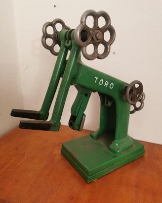 Allargascarpe d'epoca professionale marca "TORO"