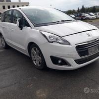 Ricambi per Peugeot 5008 1.600 Hdi Anno 2014
