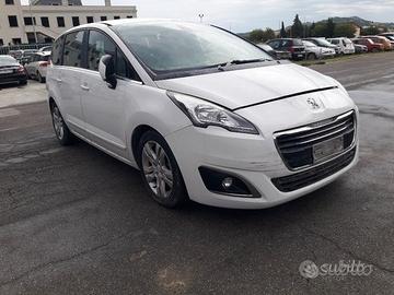 Ricambi per Peugeot 5008 1.600 Hdi Anno 2014