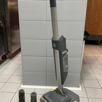 Lavapavimenti karcher BR 30/1 C+batteria,caricator