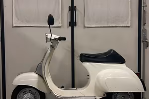 Vespa 50 Special