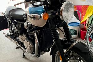 Triumph Bonneville T100