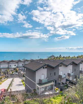 Immobiliare group. villa vampolieri