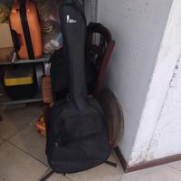 Chitarra Classica con custodia