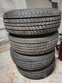 N4- Pneumatici estivi pari al nuovo 