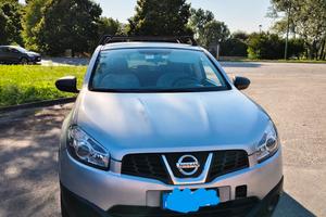 Auto mobile 