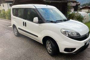 Fiat Dobló 2016 5 posti