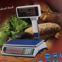 Bilancia con scontrino nuove