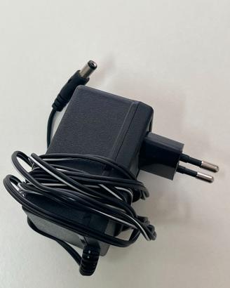 adattatore AC/DC nero modello MKD-090350GS