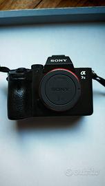 Sony A7III corpo macchina + Sony 50mm