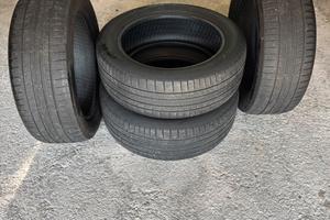 Gomme Falken azenis 215/55 R17