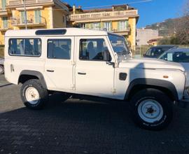 Land Rover Defender 110 2.4 TD4 Station Wagon 7 PO