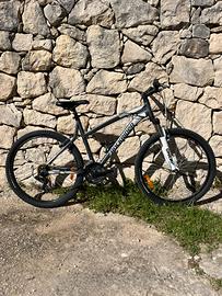 Bici mountain bike Rockrider 5.1