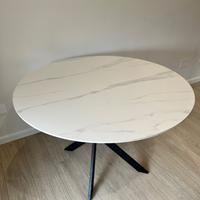 Tavolo tondo 120 cm in ceramica effetto marmo – NU