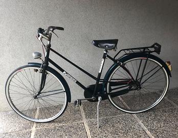 Bici verde scuro