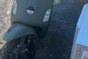 vespa gts 250