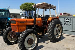 Trattore Fiat 1000 DT super