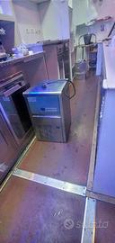 Fabbricatore di ghiaccio