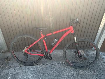 Mountain bike ghost 29