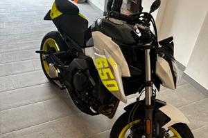 Moto da strada CFMOTO