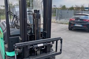 Carrello elevatore elettrico Mitsubishi Portata: 2