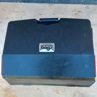 VALIGIA CON PORTABAGAGLI PER MOTO