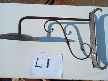 Applique in ferro battuto