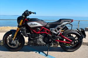 Indian FTR 1200 R Carbon Limited Edition