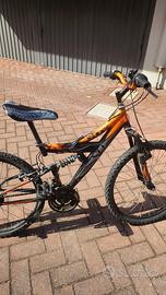 Mountain Bike MTB Biammortizzata Arancione e Nera
