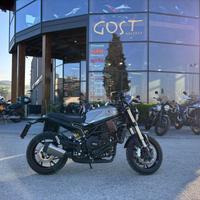 Benelli Leoncino 800 STRADA