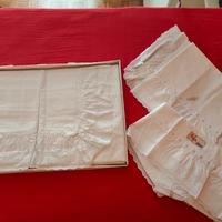 parure matrimoniale vintage con bordo in sangallo