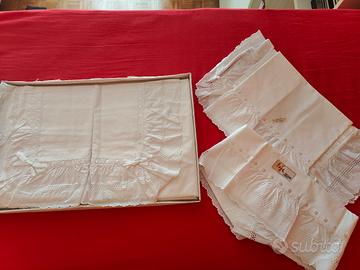 parure matrimoniale vintage con bordo in sangallo