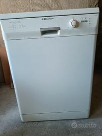 lavastoviglie Electrolux 12 coperti 