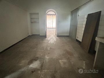 NEGOZIO A POZZOLO FORMIGARO