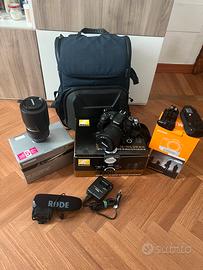 NIKON D.7100 kit più vari accessori