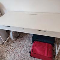 Scrivania IKEA Alex bianca