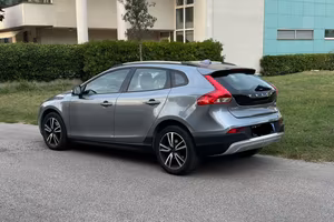Volvo v40 cross country 2.0 D2 120CV automatico