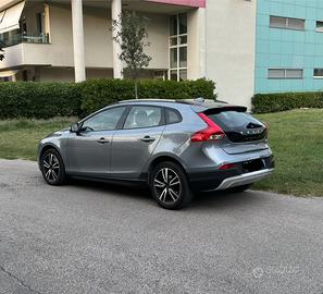 Volvo v40 cross country 2.0 D2 120CV automatico