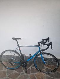 Bicicletta da corsa in carbonio