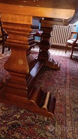 Tavolo in legno massello