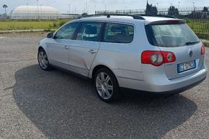 Volkswagen Passat station wagon