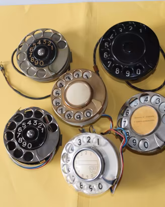 Dischi combinatori telefonici antichi