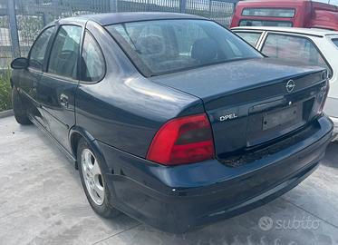 OPEL VECTRA per ricambi usati