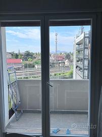Porta scorrevole vetrata 90% (a Padova)