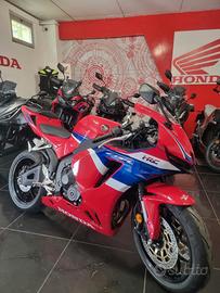 Honda CBR 600 RR pronta consegna
