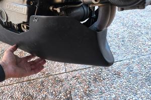 Vasca paramotore puntale Ducati Monster