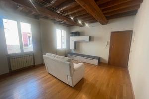 Centro Storico: appartamento 2 camere arredato