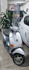 Vespa 50
