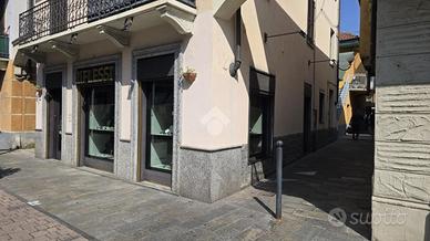 NEGOZIO A SETTIMO TORINESE