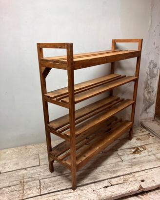 Scaffale antico